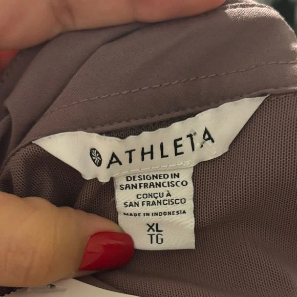 Athleta Women's Purple Button-Down Shirt - Picture 5 of 5
